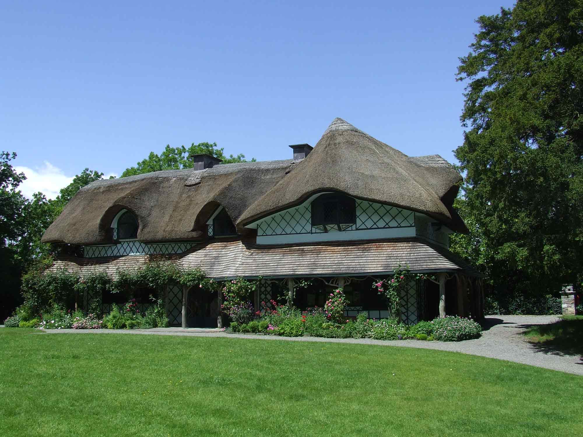 Click here for more info on the Swiss Cottage.